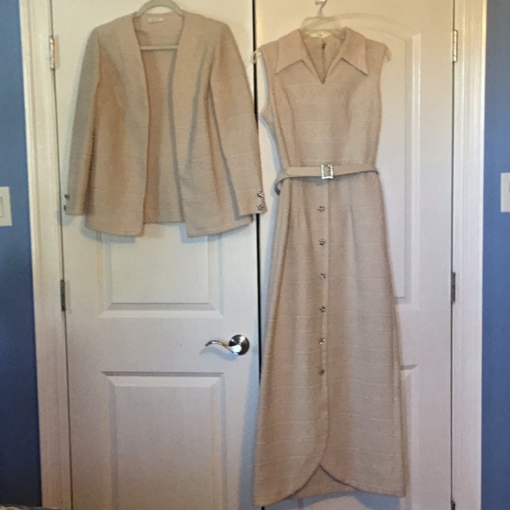 Vintage Elegant Cream Sleeveless Dress and Jacket